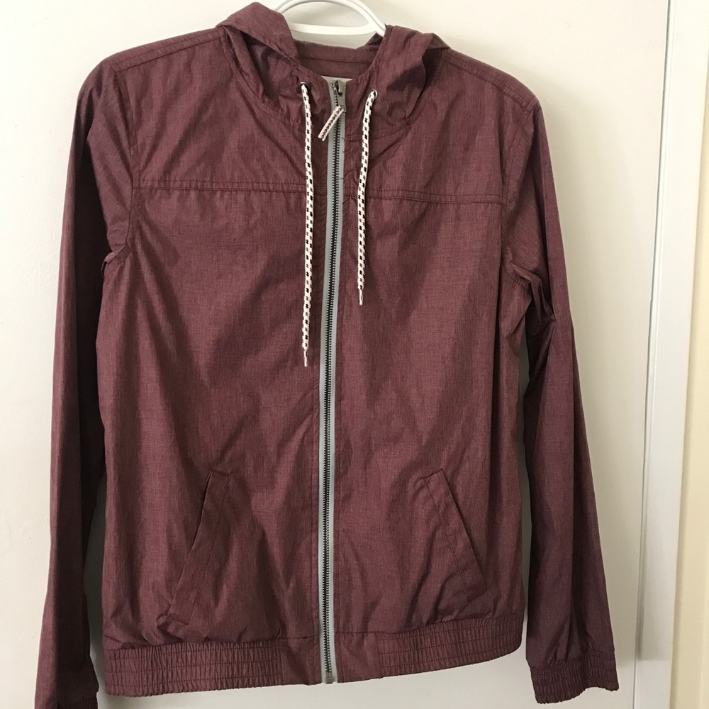 Jacket / wind breaker